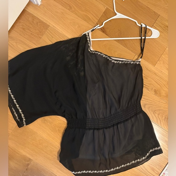 Ark & Co Black and Cream Embroidered one shouldered blouse - Picture 4 of 4